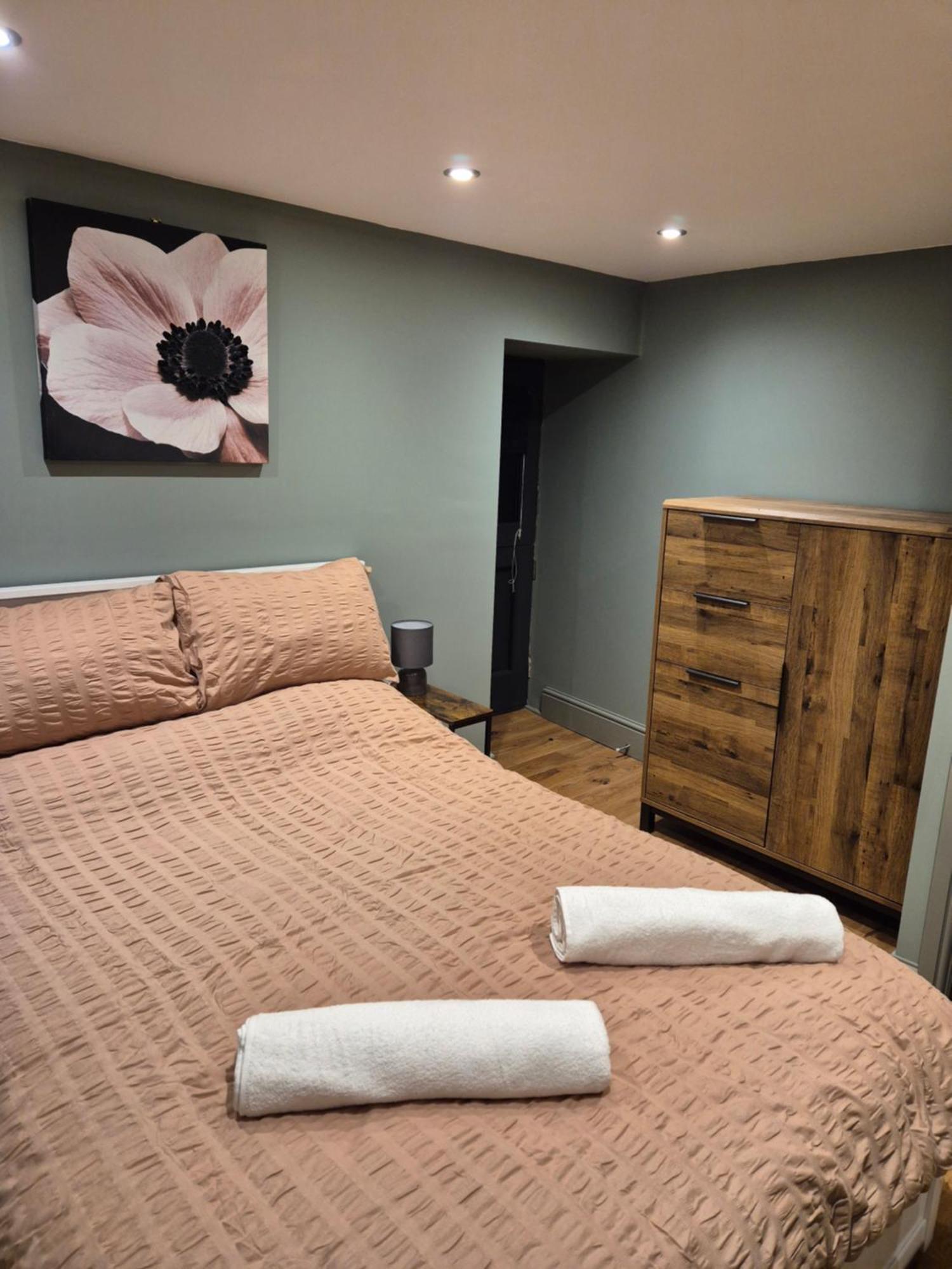 Charming 1 Bed Peak District Barn Conversion Foolow Exterior photo